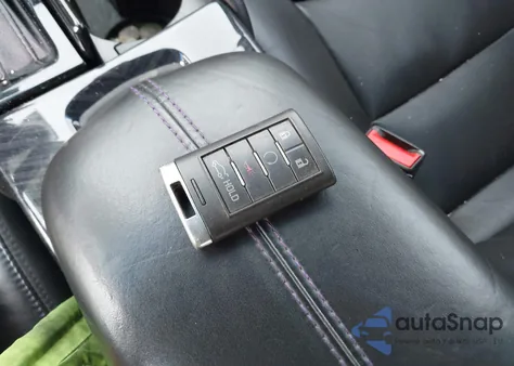 2013 Cadillac Xts Platinum from USA, damaged, VIN 2G61V5S38D9165142